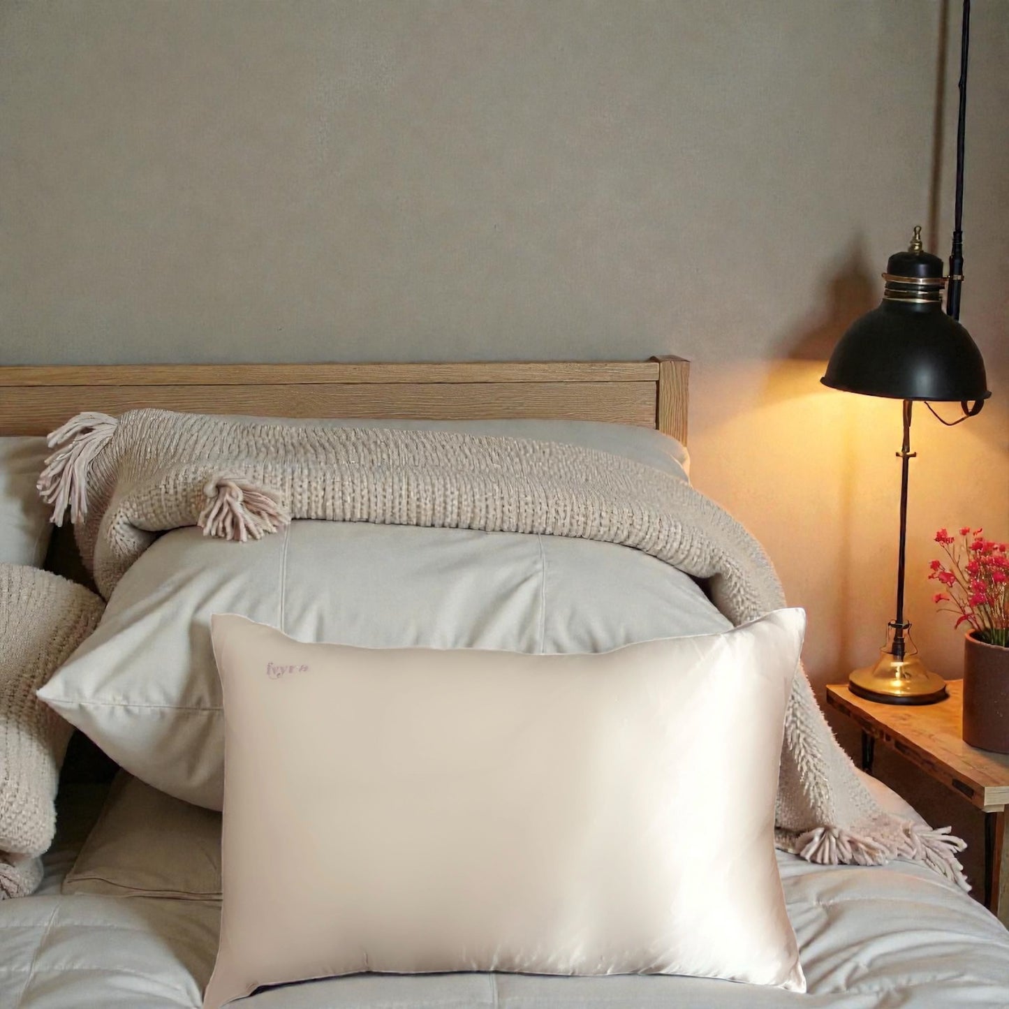 Ivyra Pure Silk Pillow Case